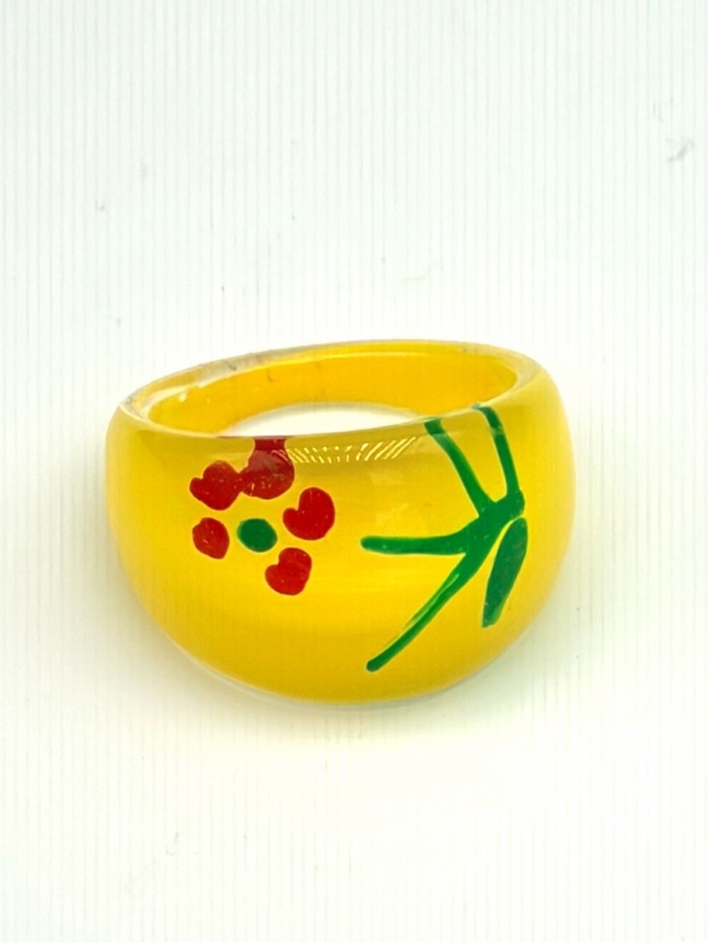 1970s Vintage Sunshine Yellow Red Floral Lucite Statement Ring